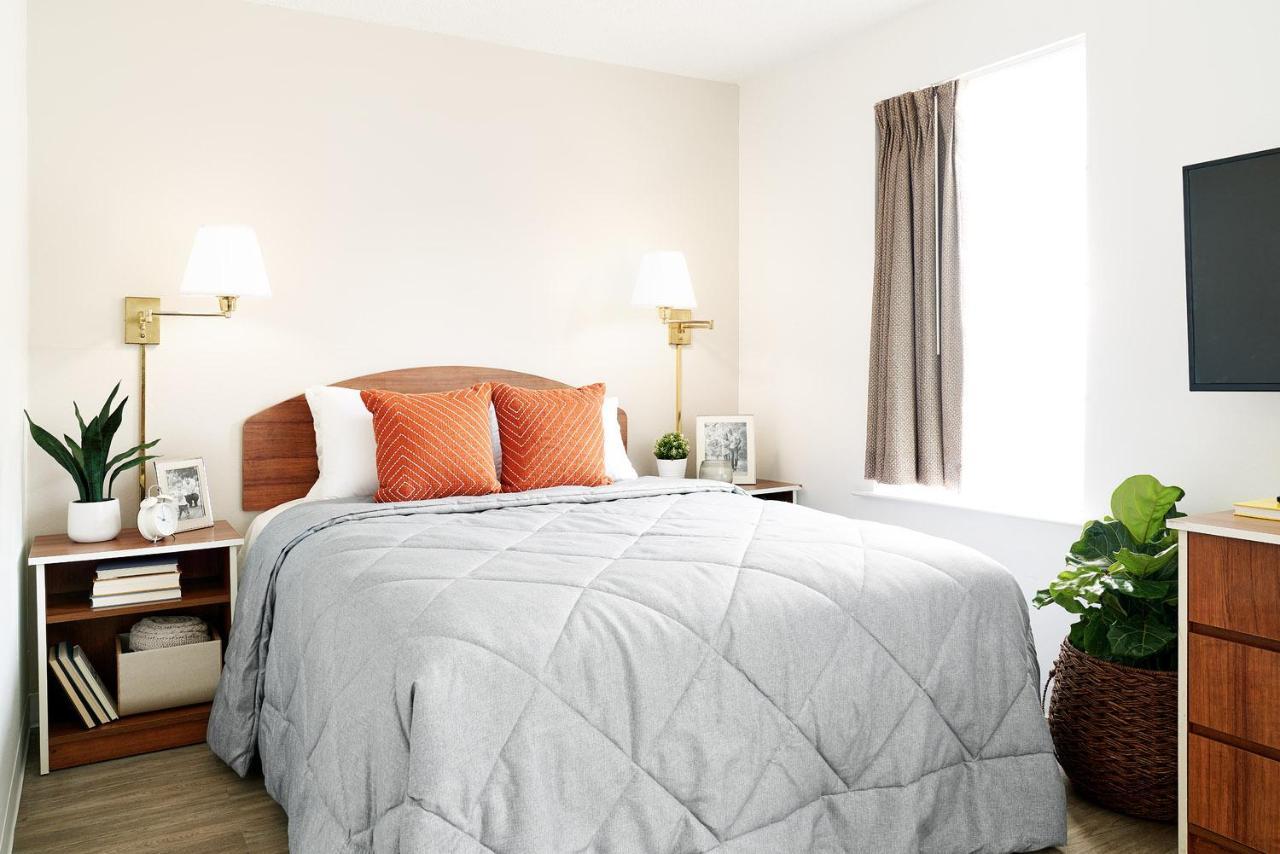 Intown Suites Extended Stay Minneapolis Mn - Burnsville Zewnętrze zdjęcie